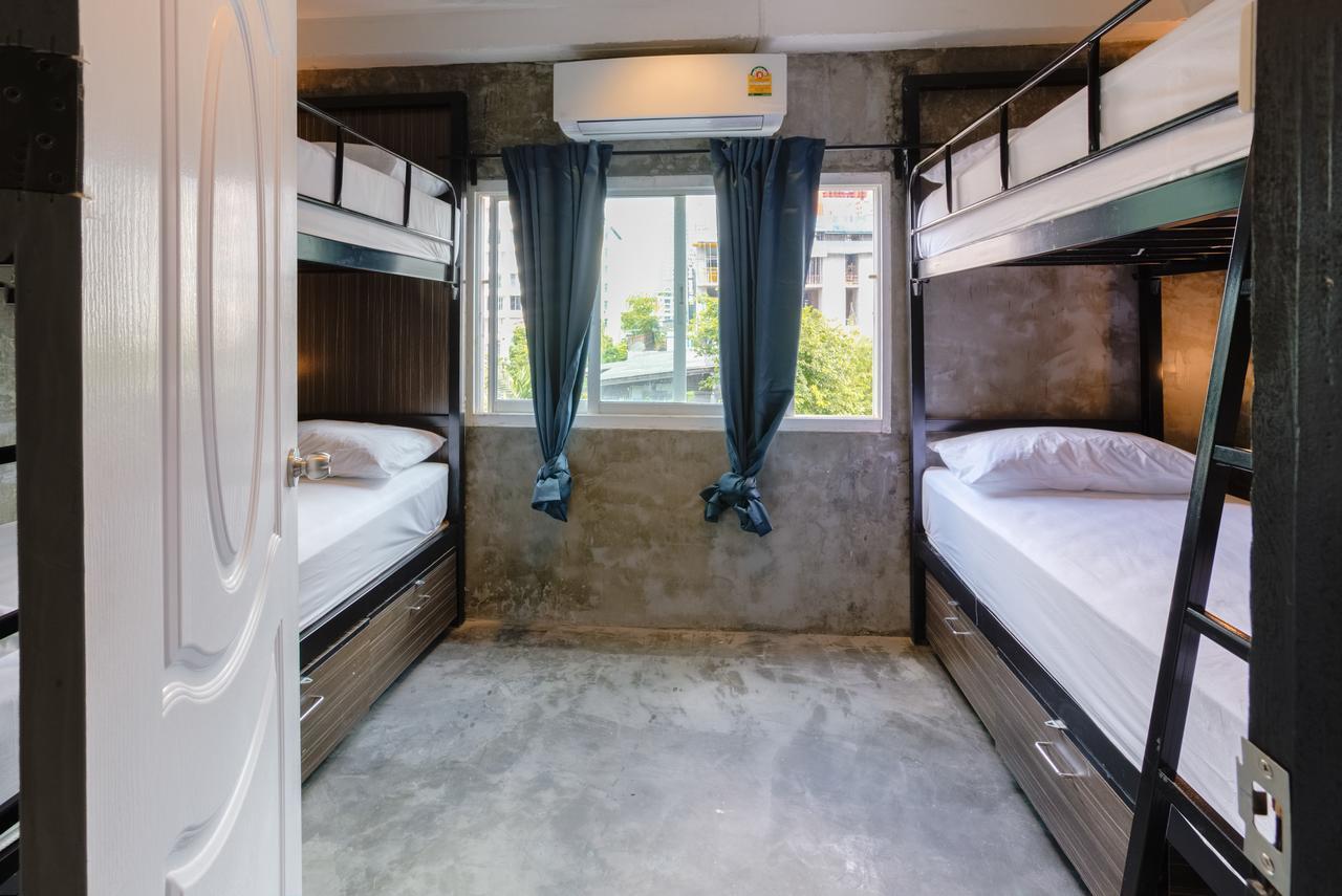 بانكوك Revolution Hostel Asoke المظهر الخارجي الصورة