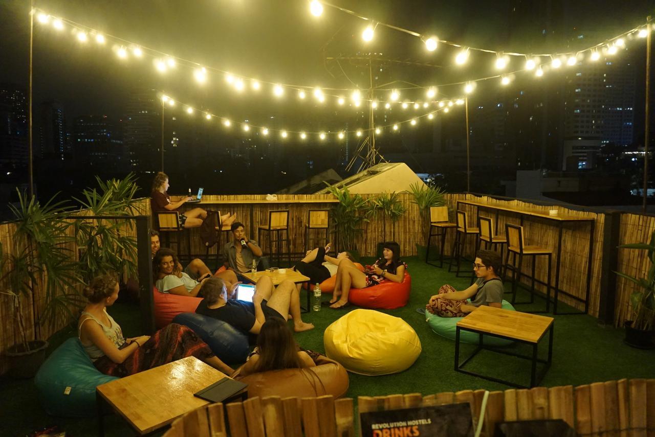 بانكوك Revolution Hostel Asoke المظهر الخارجي الصورة
